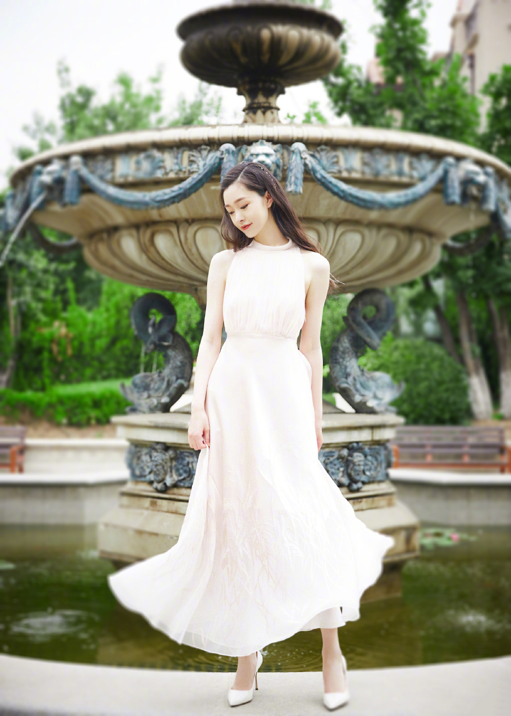 宋轶纯白甜美写真图片19