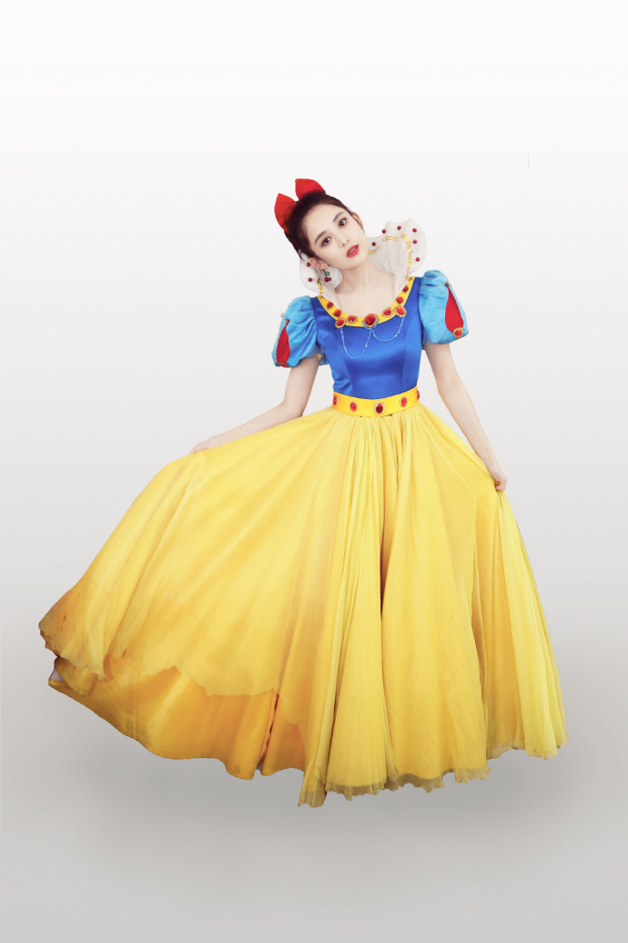 古力娜扎白雪公主装甜美写真图片39