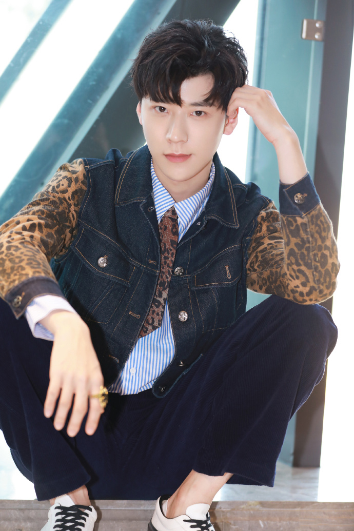 王博文阳光帅气写真图片49