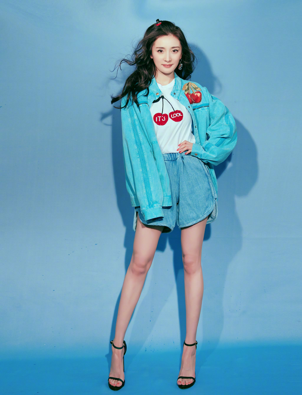 杨幂清新俏皮写真图片19