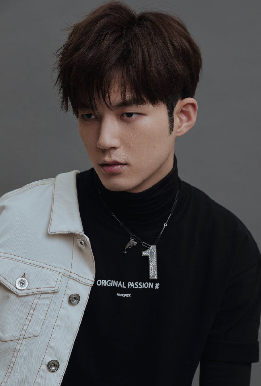 董力时尚帅气写真图片59