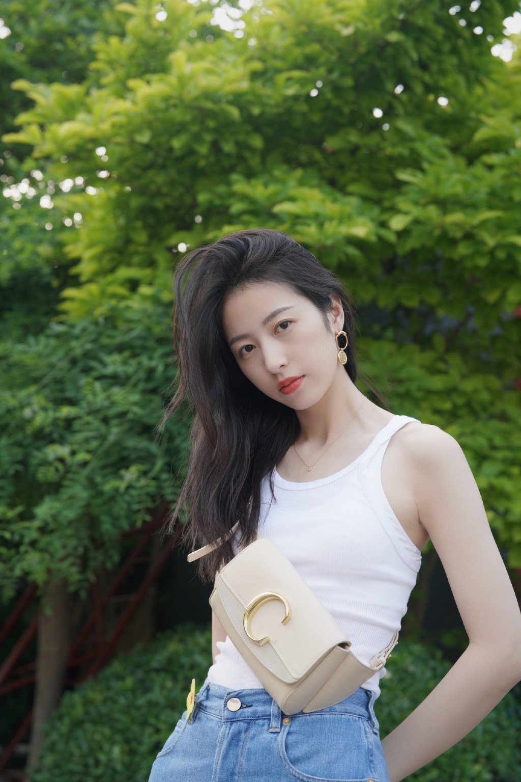 周雨彤夏日清新写真图片33