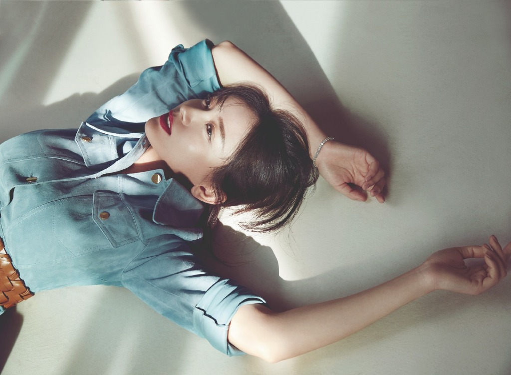 施诗率性洒脱写真图片15