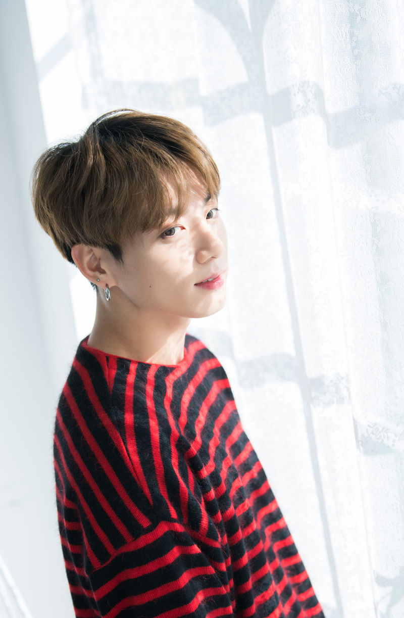 田柾国温柔帅气居家写真图片57