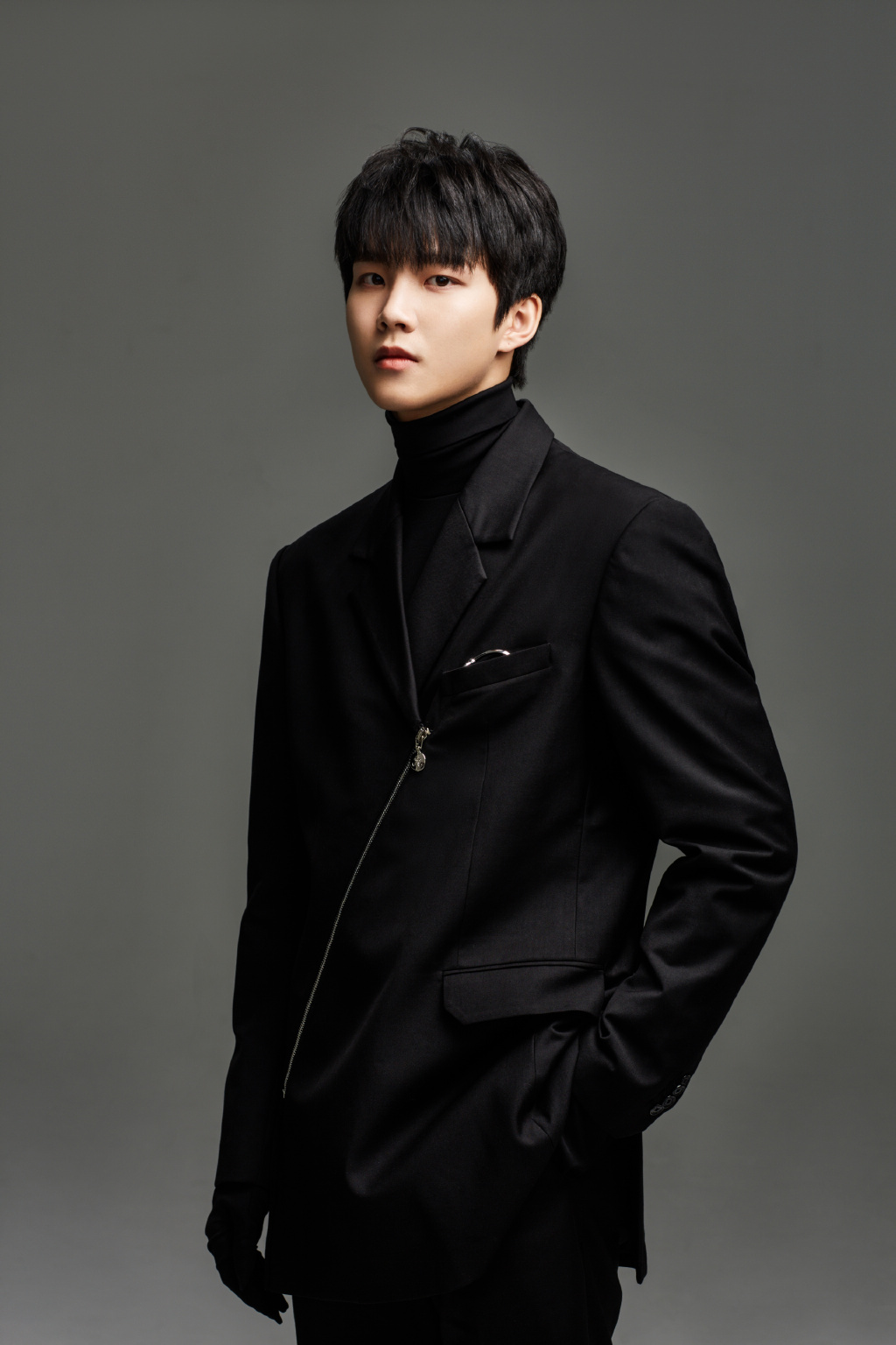 周彦辰帅酷时尚写真15