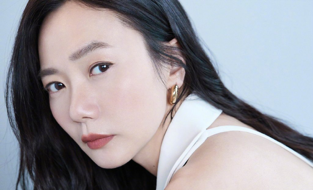 裴斗娜时尚杂志魅力写真图片46