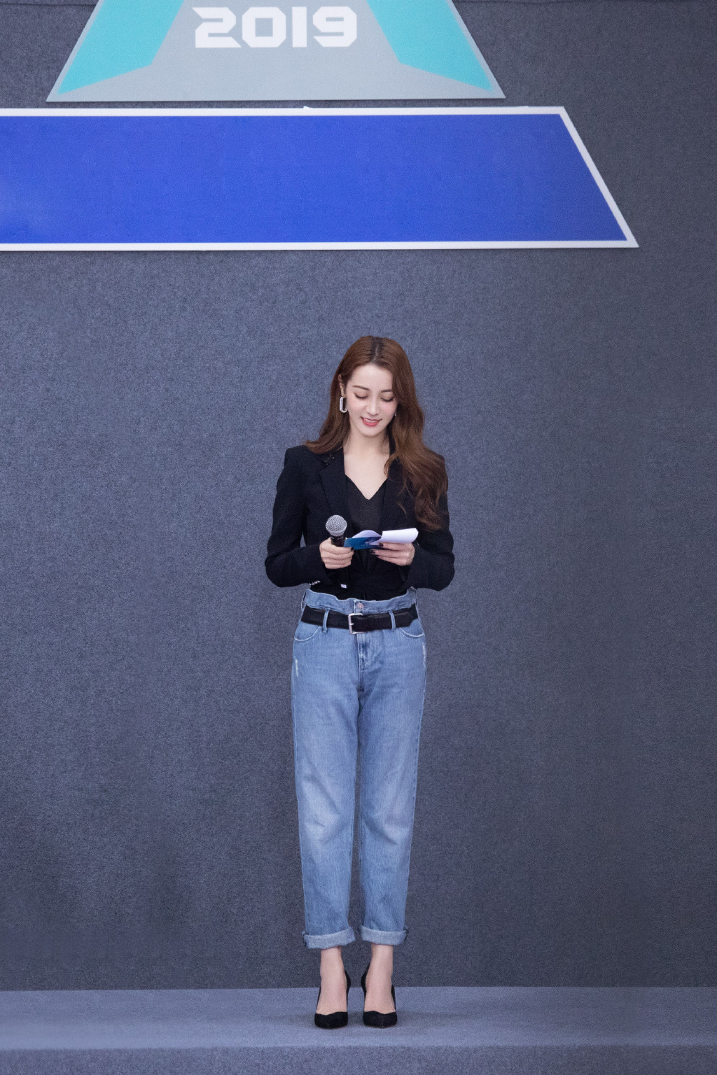 迪丽热巴创造营2019酷甜御姐写真图片16