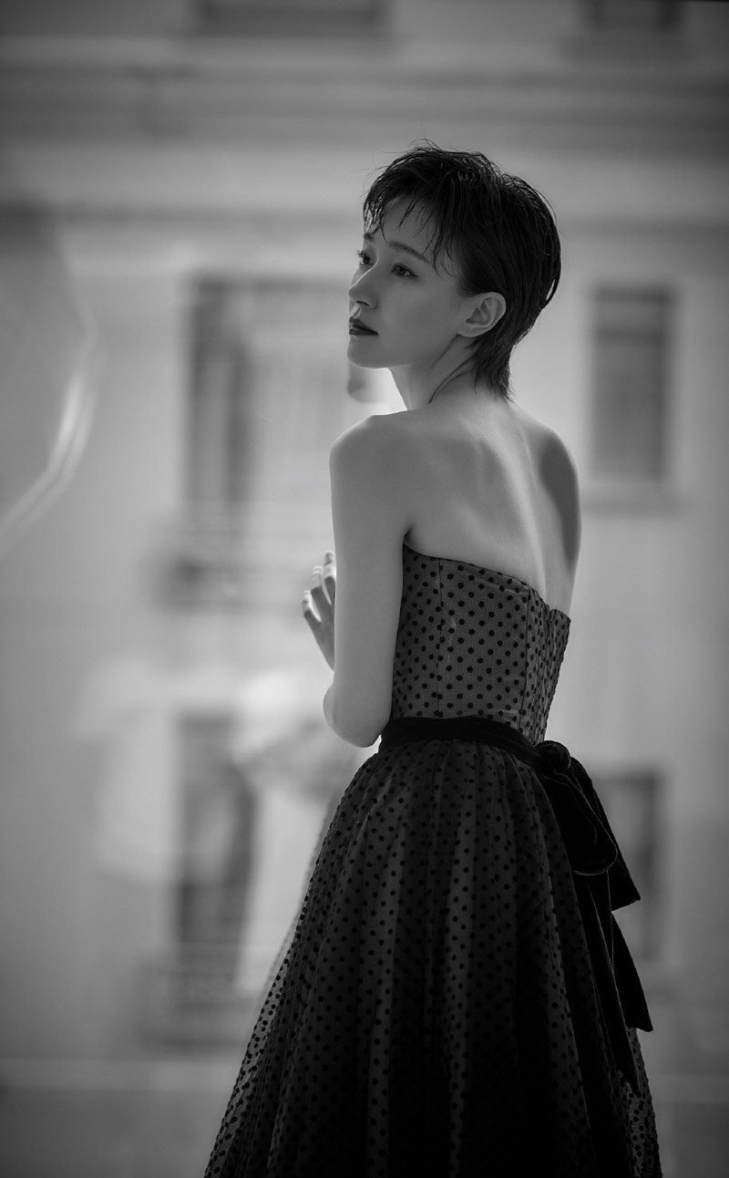 焦俊艳北京国际电影节性感写真图片13