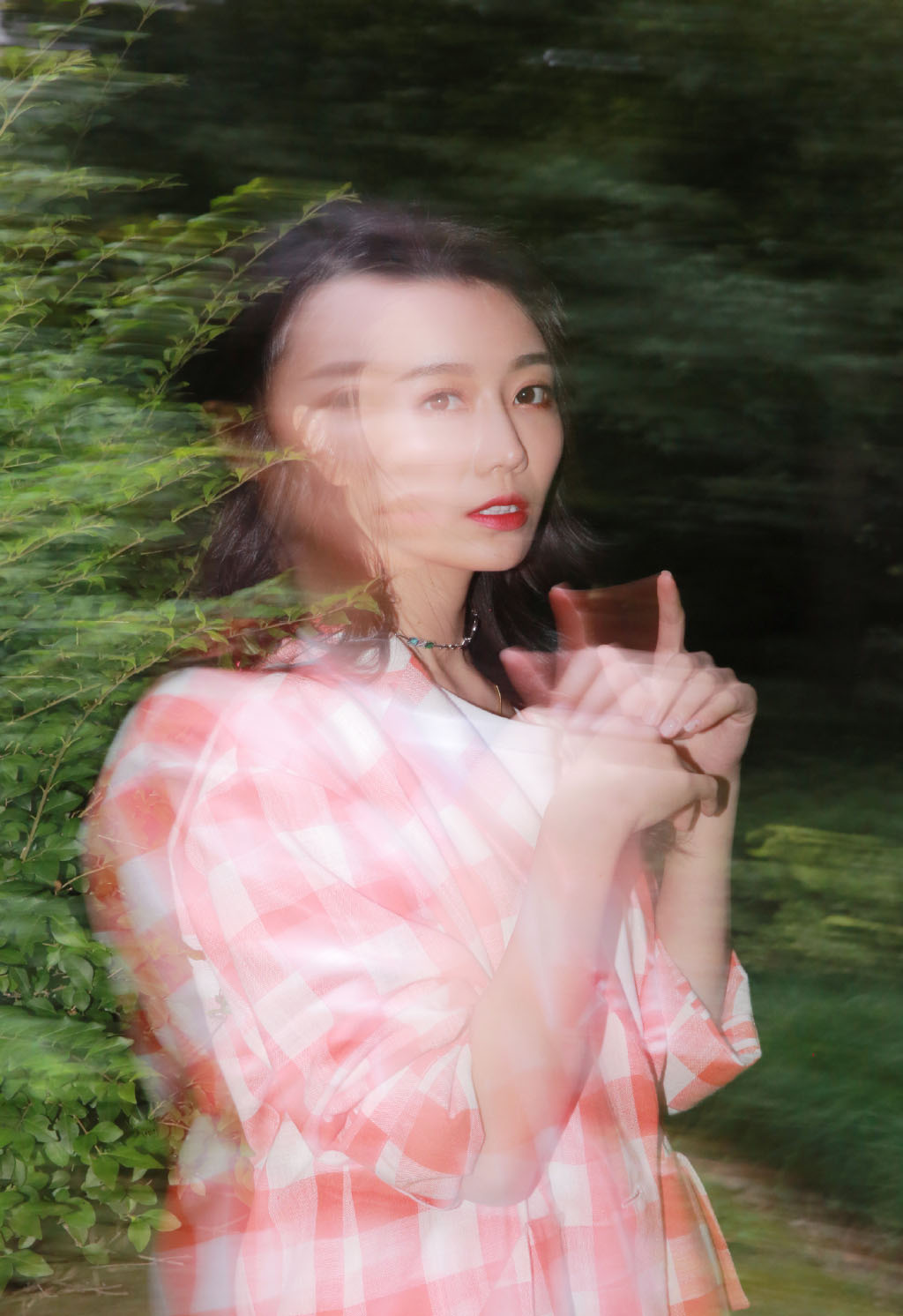 > 龙政璇性感活动照图片(4/6)