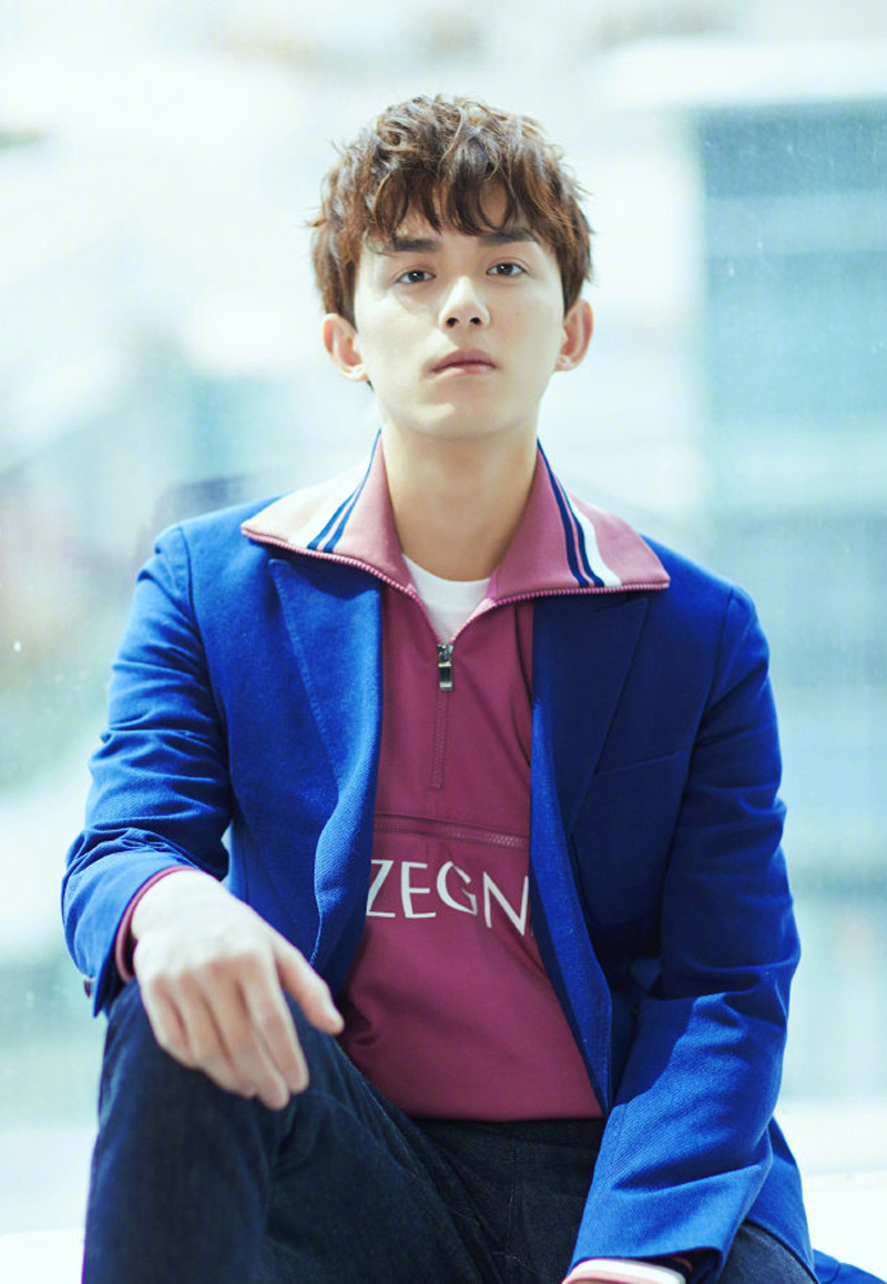 吴磊阳光帅气活动写真图片46