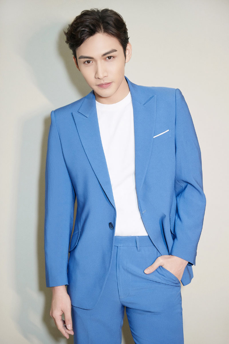 张彬彬魅力有型写真图片16