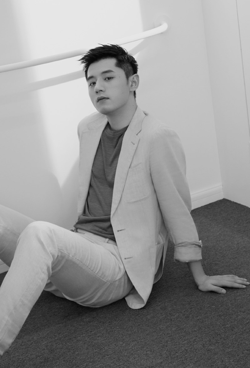 张继科帅气养眼写真图片16