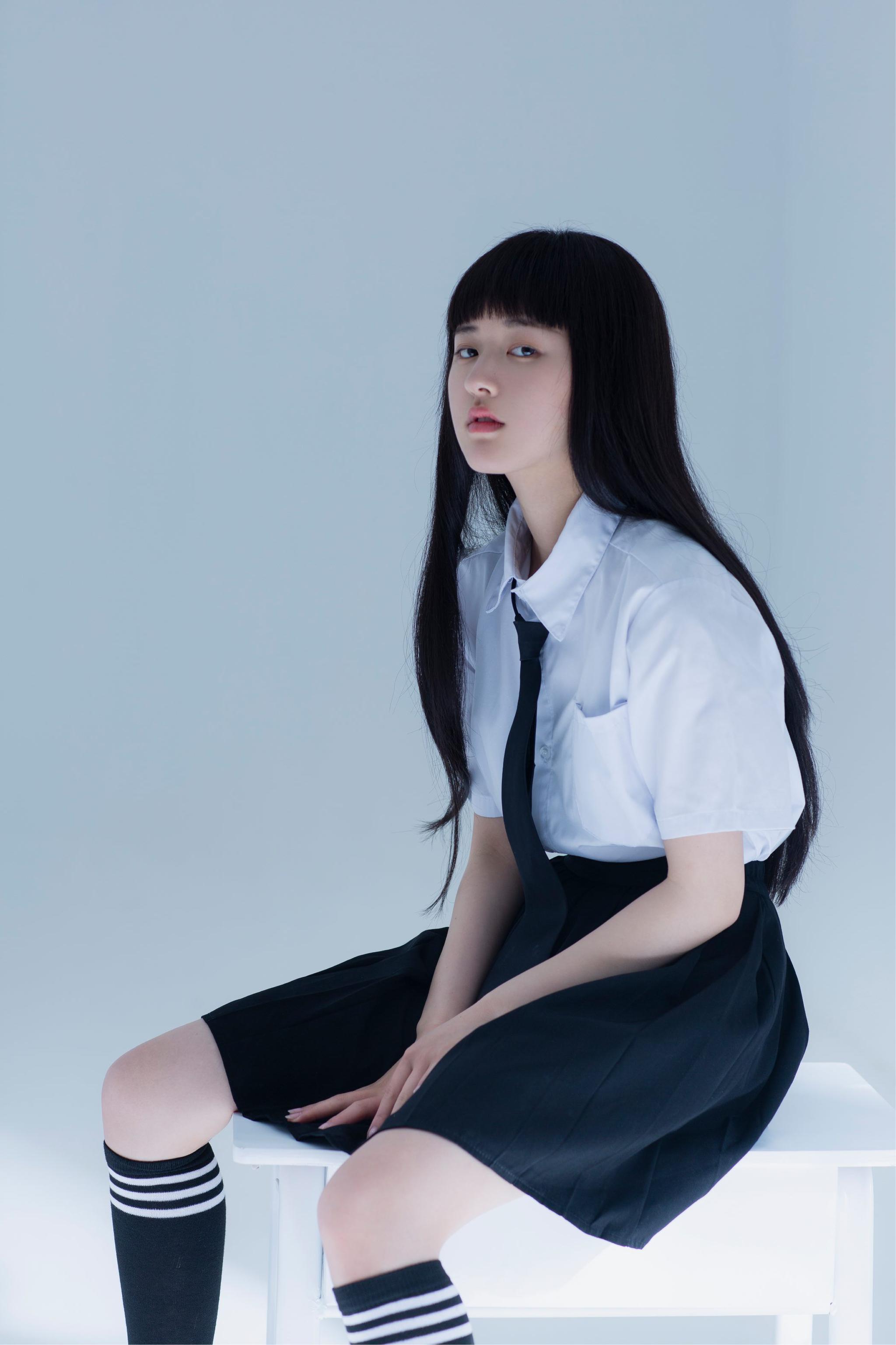 赵露思齐刘海高冷气质写真图片26