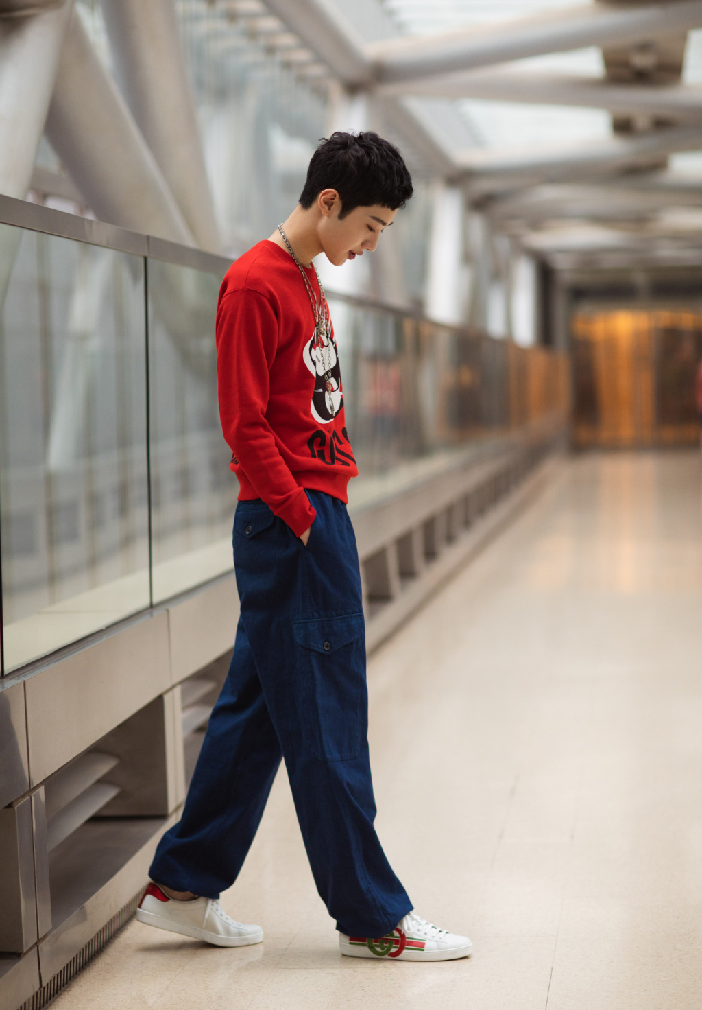 赖冠霖相关图片