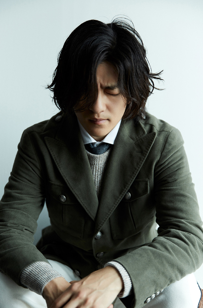 屈楚萧帅气不羁时尚写真大片19