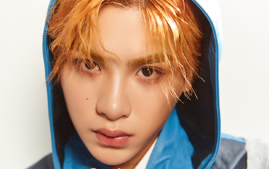 黄明昊时尚杂志大片写真图片29