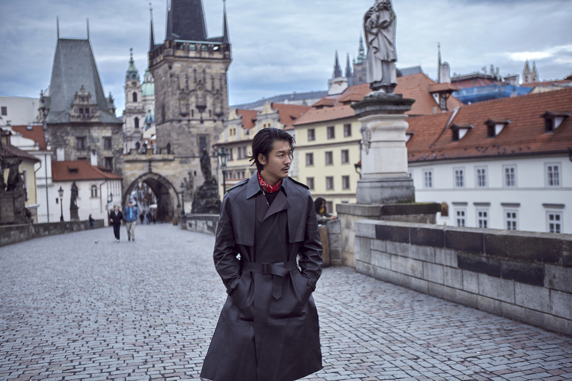 王东雅痞帅气街拍写真图片57