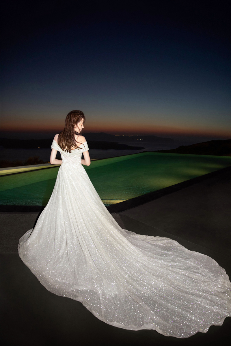 迪丽热巴唯美迷人婚纱写真图片29