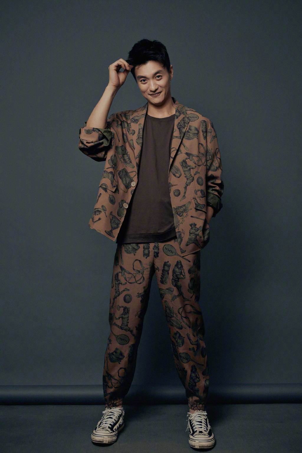 周一围气质型男写真图片29