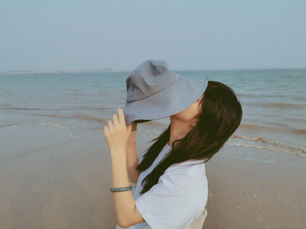 谭松韵海边私服照图片79