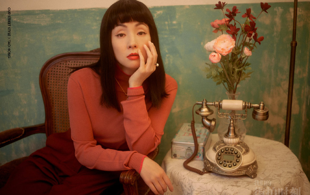 分享一组陶虹图片给大家,图中的明星图片壁纸会点缀你的电脑桌面,美化