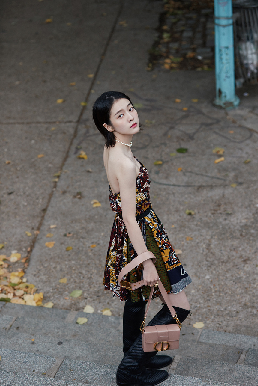 张雪迎抹胸短裙精致写真图片45