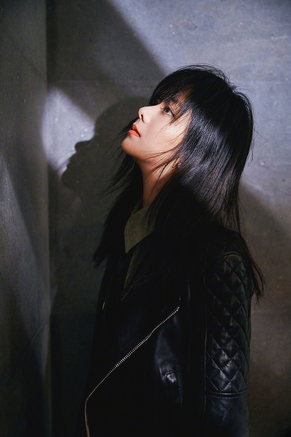 谭松韵酷飒写真图片1111