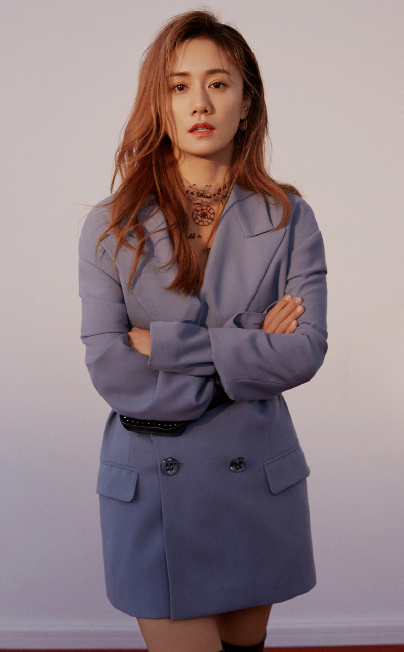 刘芸成熟魅力时尚写真大片59