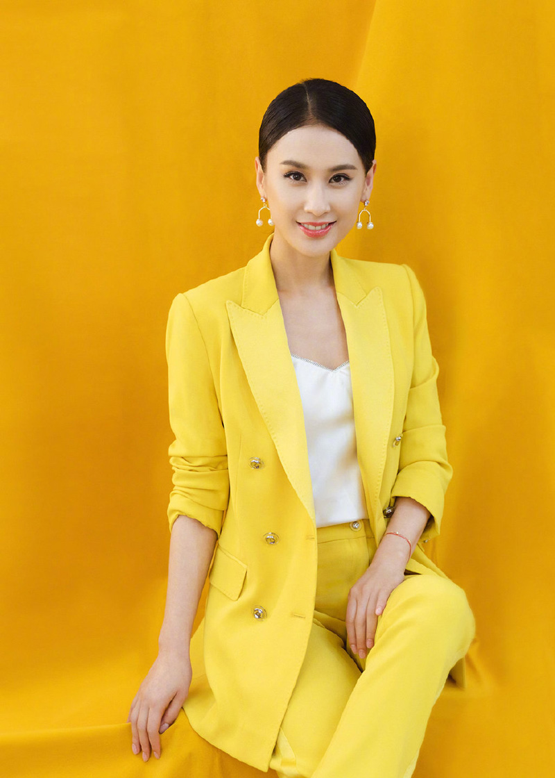 黄圣依相关图片