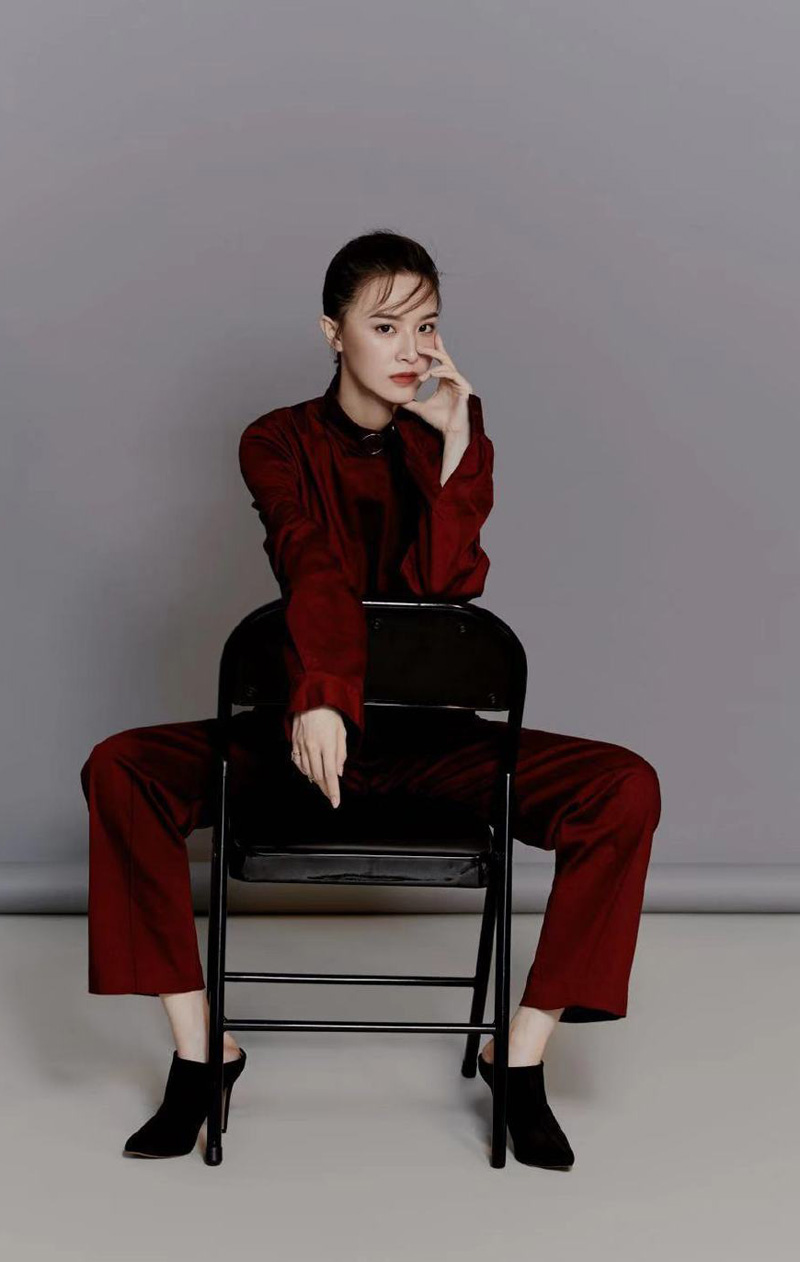 梁婧娴时尚大气写真图片35