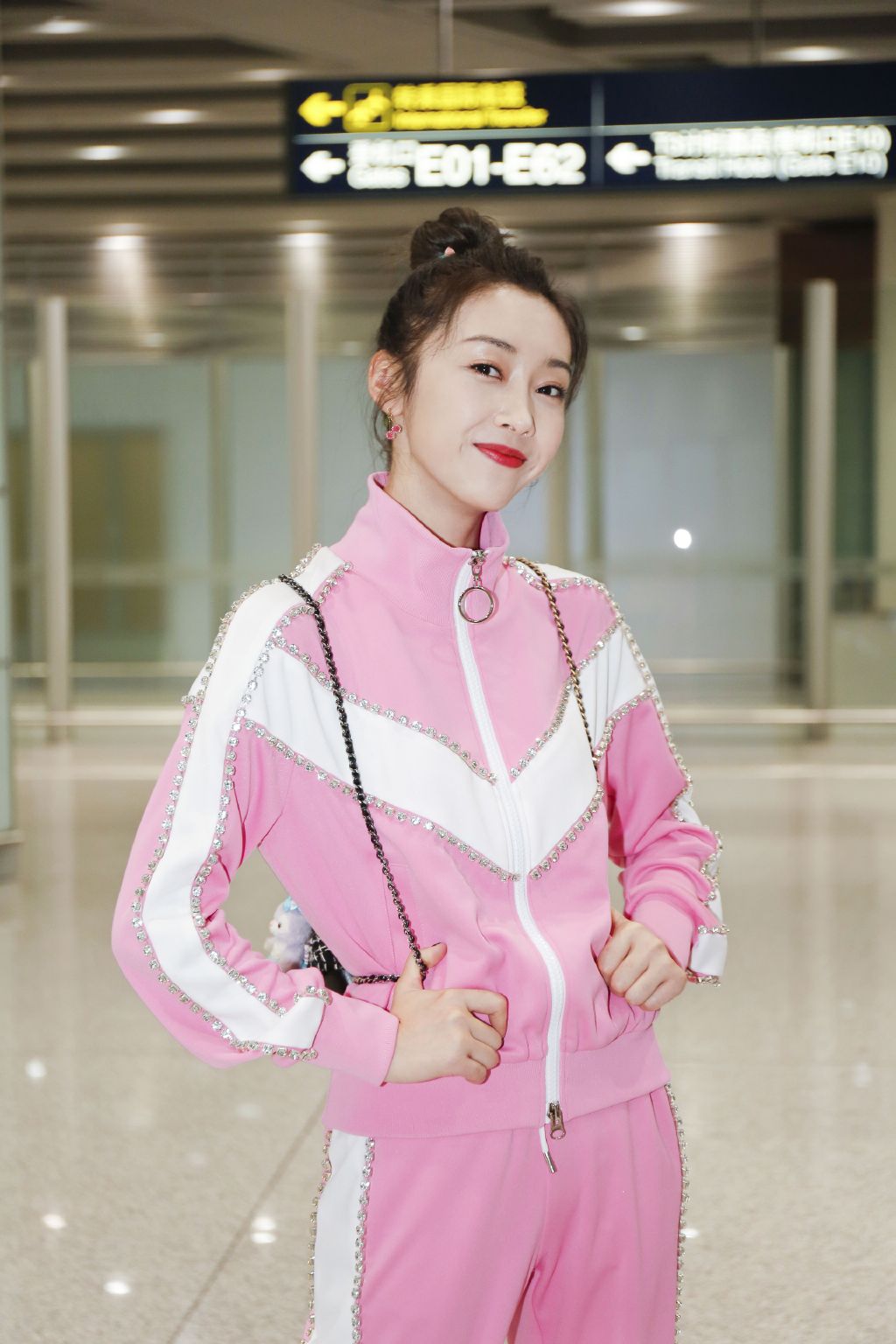 宣璐粉色运动风写真图片29