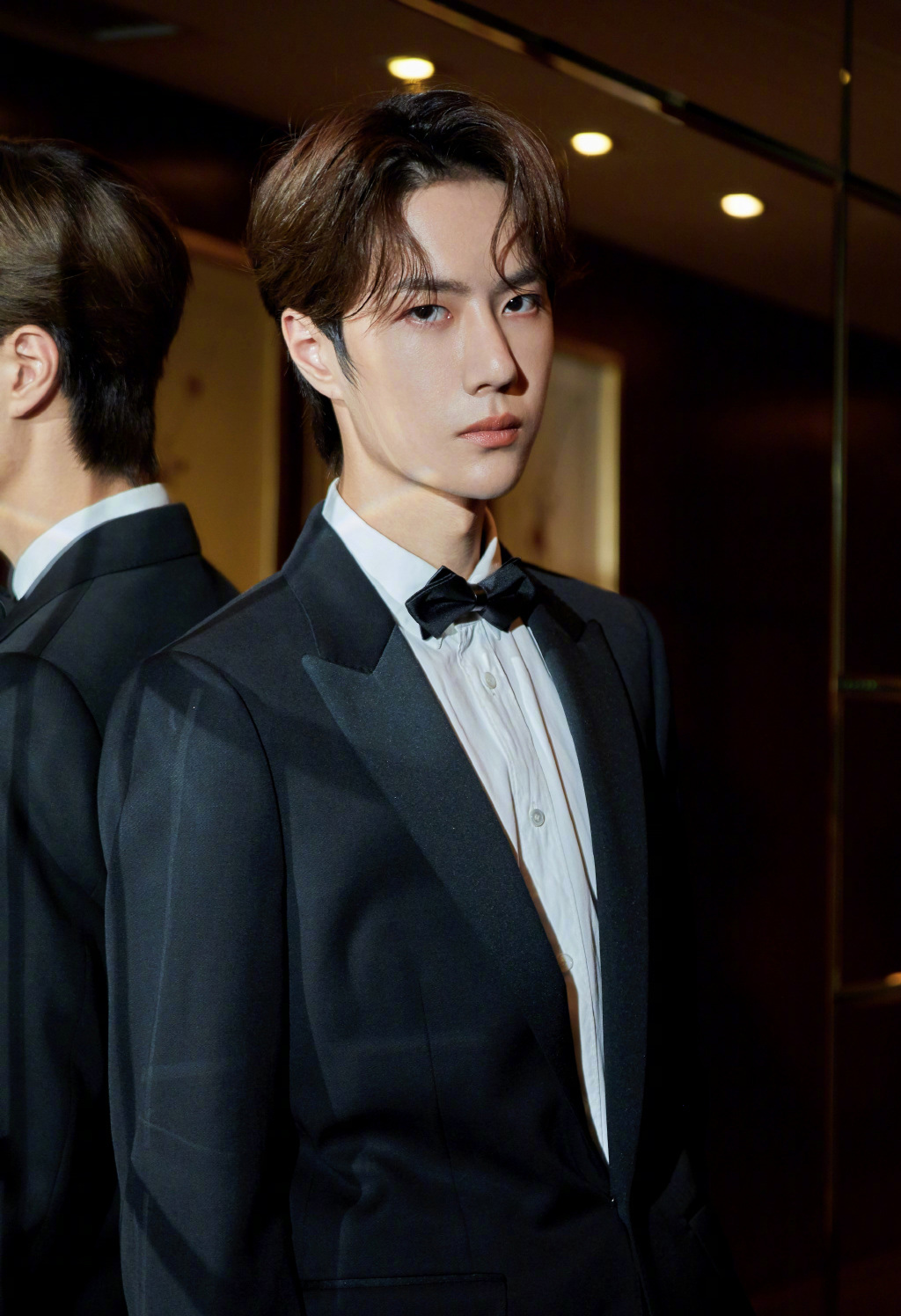 王一博gq盛典帅气活动照图片44