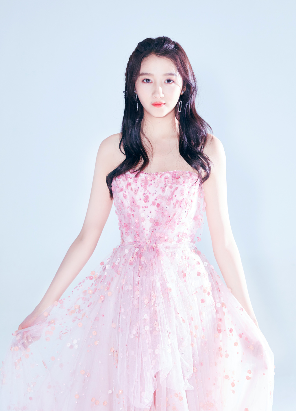 关晓彤粉裙甜美写真图片25