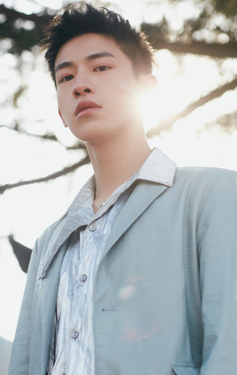 辛云来蓝色西装帅气写真图片29