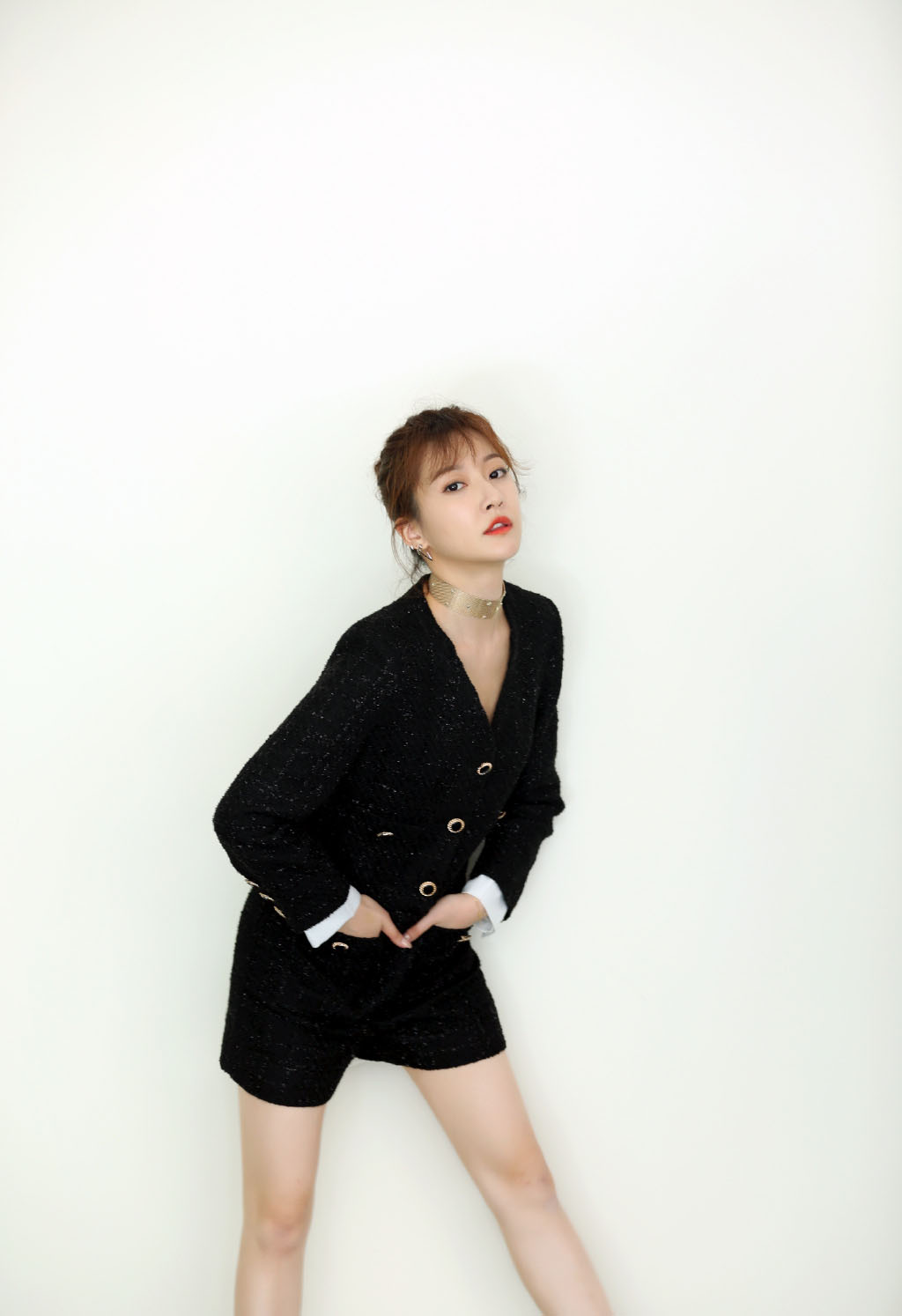 余玥迷人性感活动照图片26