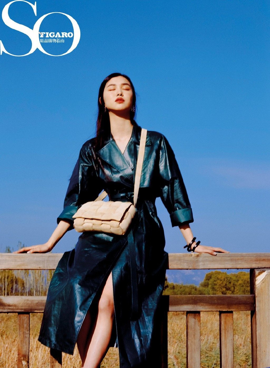 简介:陈瑜性感杂志写真图片,分享一组陈瑜图片给大家,图中的明星图片