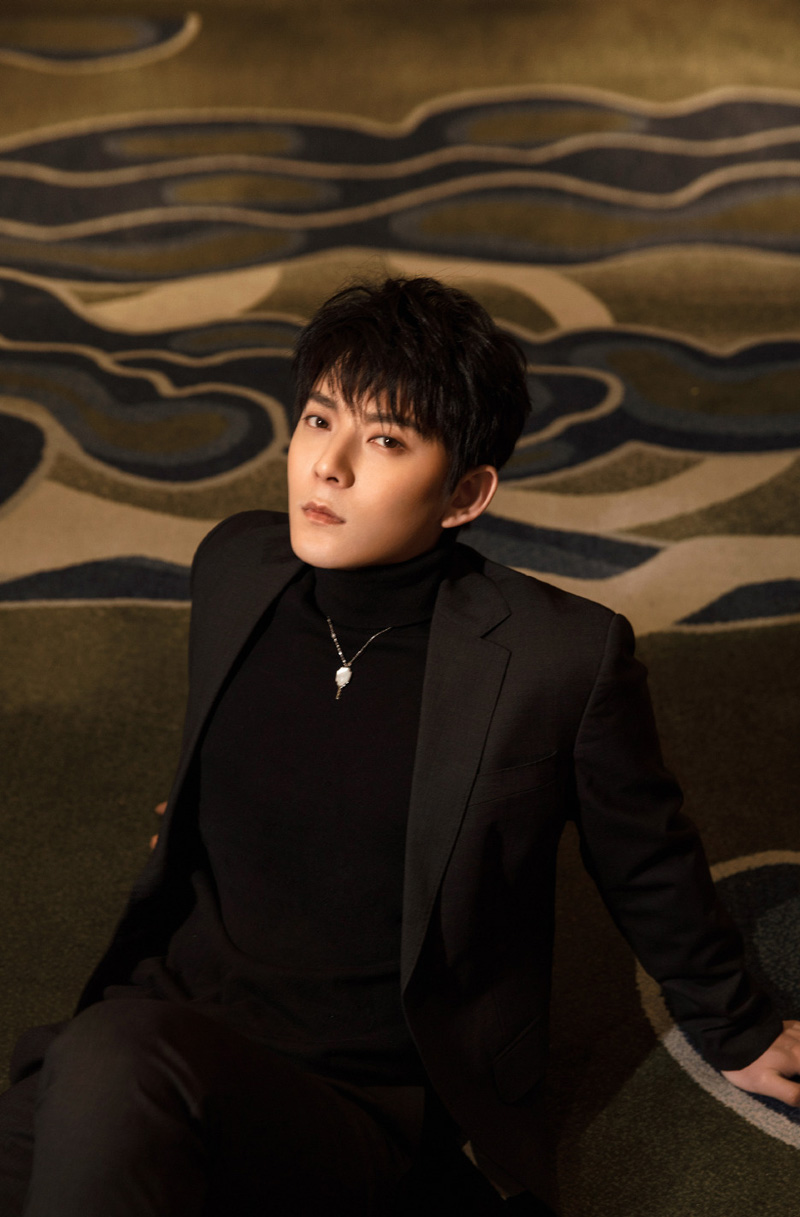 陈翔帅气有型西装写真图片46