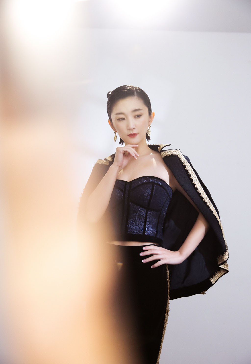 赵秦迷人性感活动照图片79