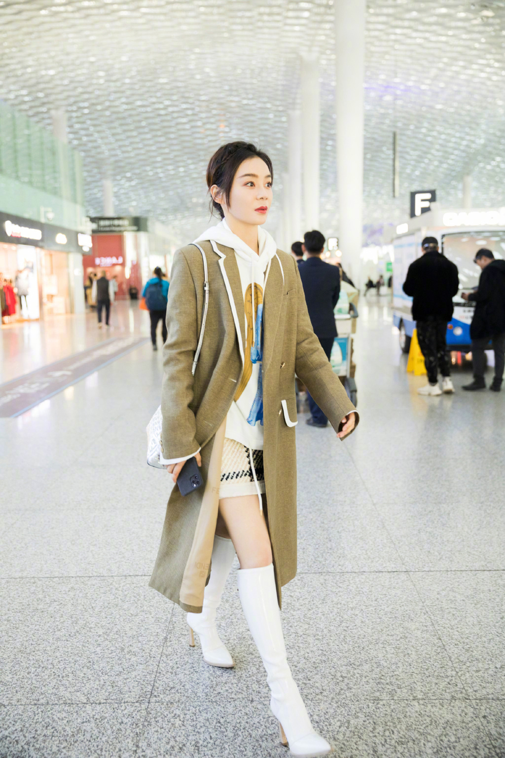 袁姗姗温暖冬日机场街拍图片79