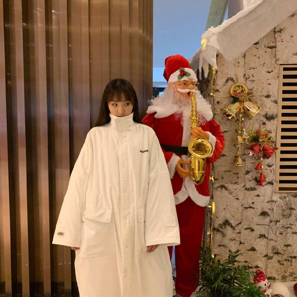 苏晓彤俏皮可爱街拍图片16