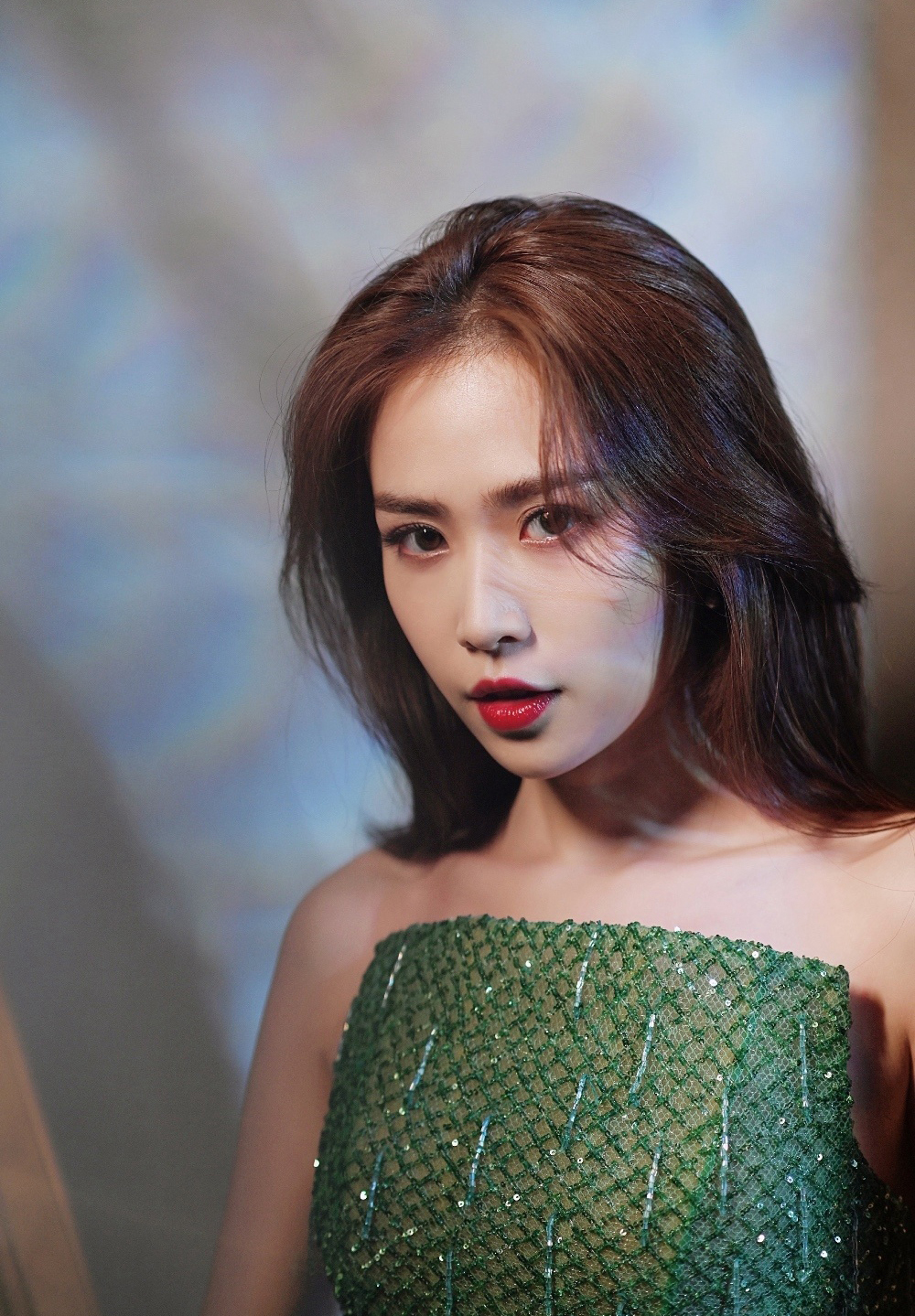 刘美彤亮片裙甜美靓丽写真图片39