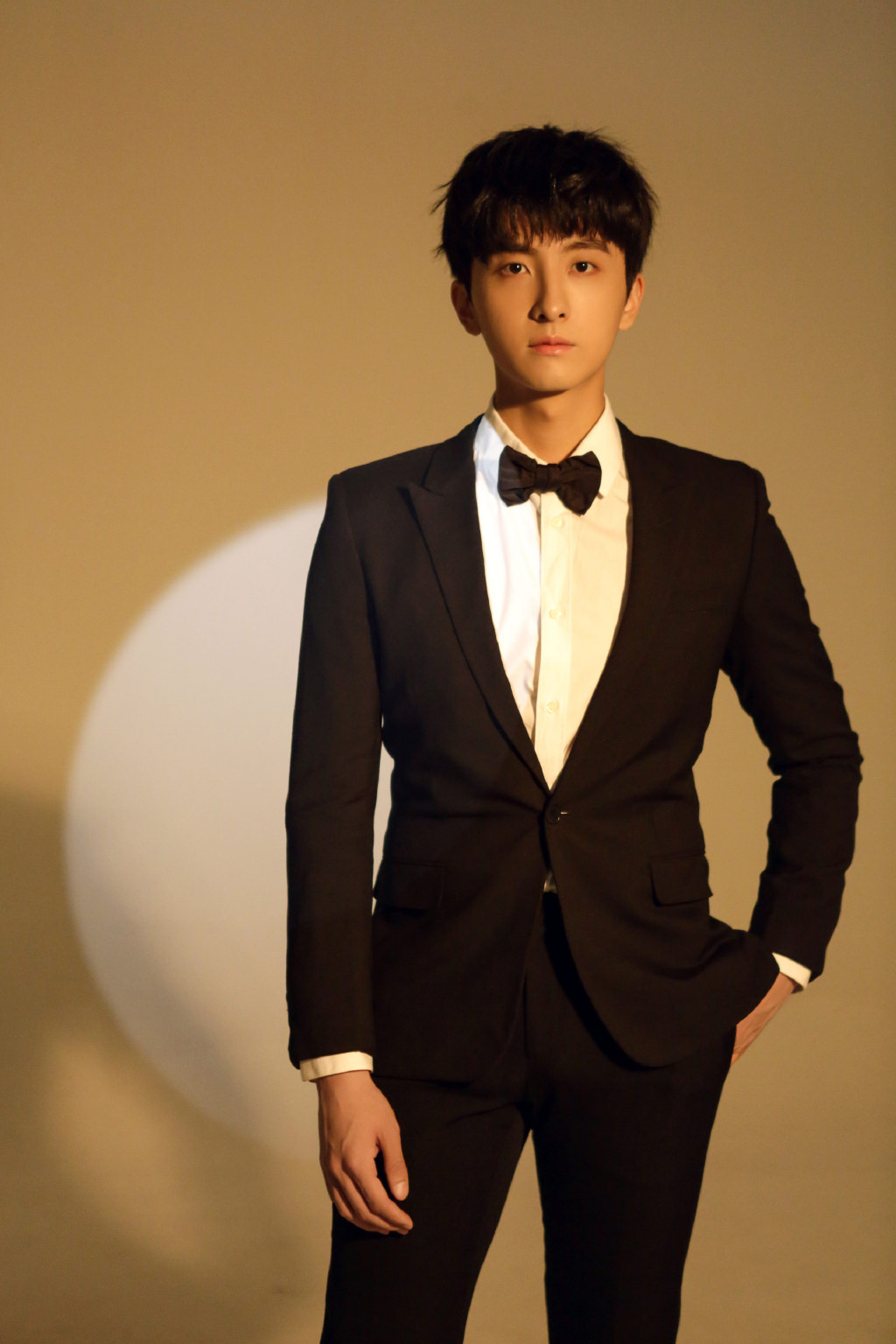 牛骏峰绅士帅气公益活动照图片24