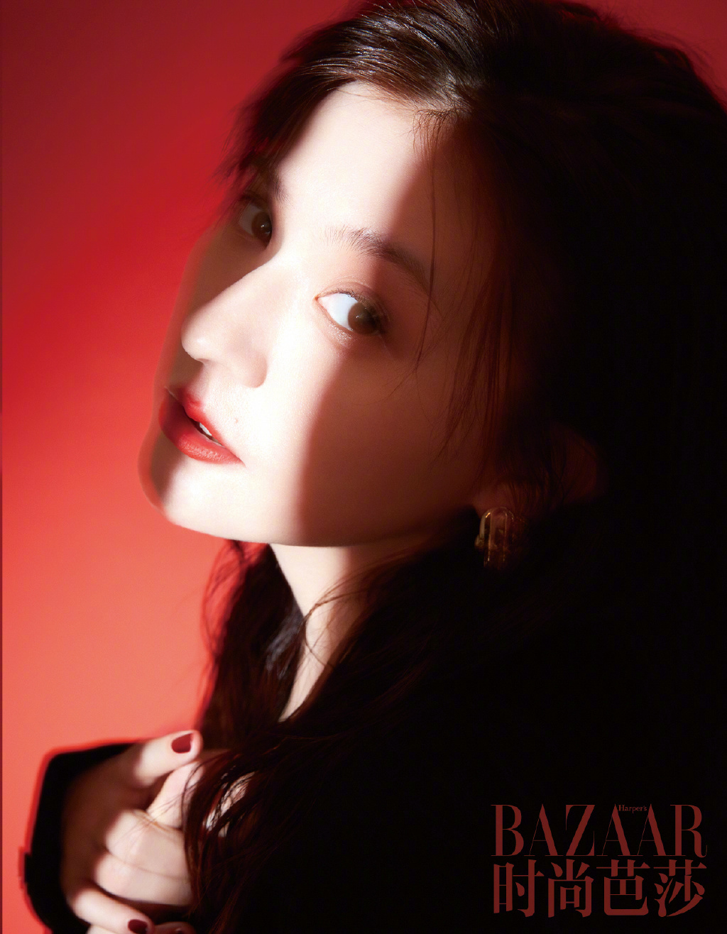 热依扎美艳光影写真图片36