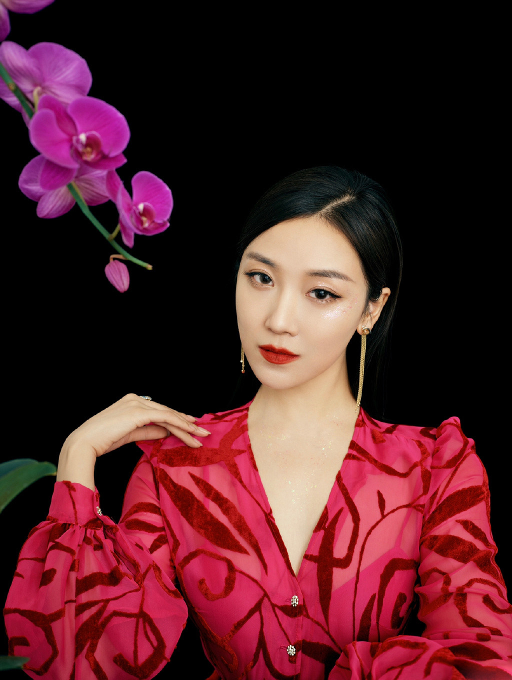 菅纫姿红裙精致性感写真图片46