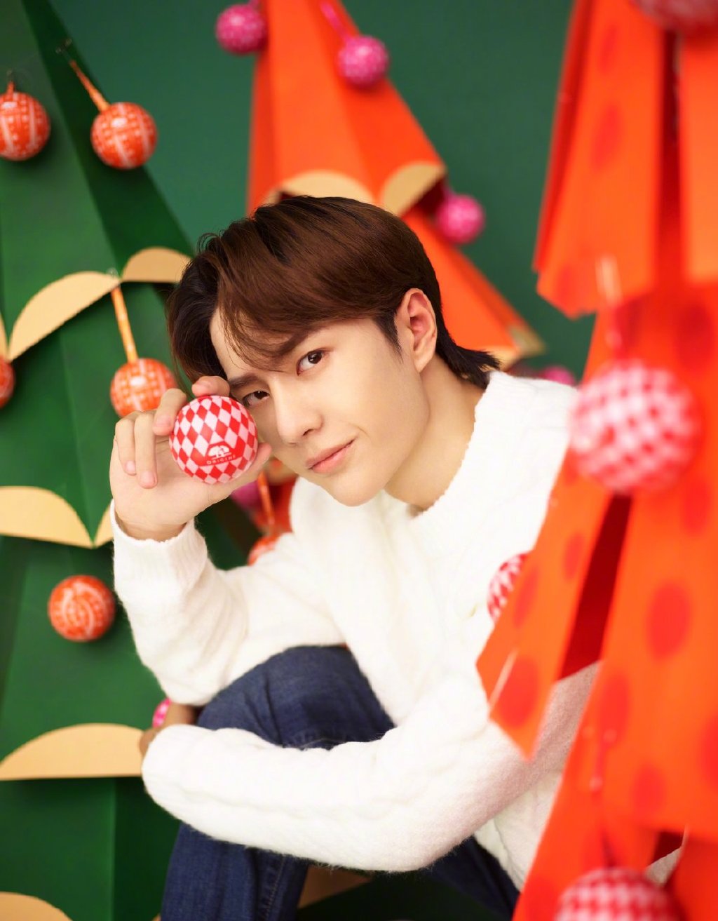 王一博圣诞限定写真图片12