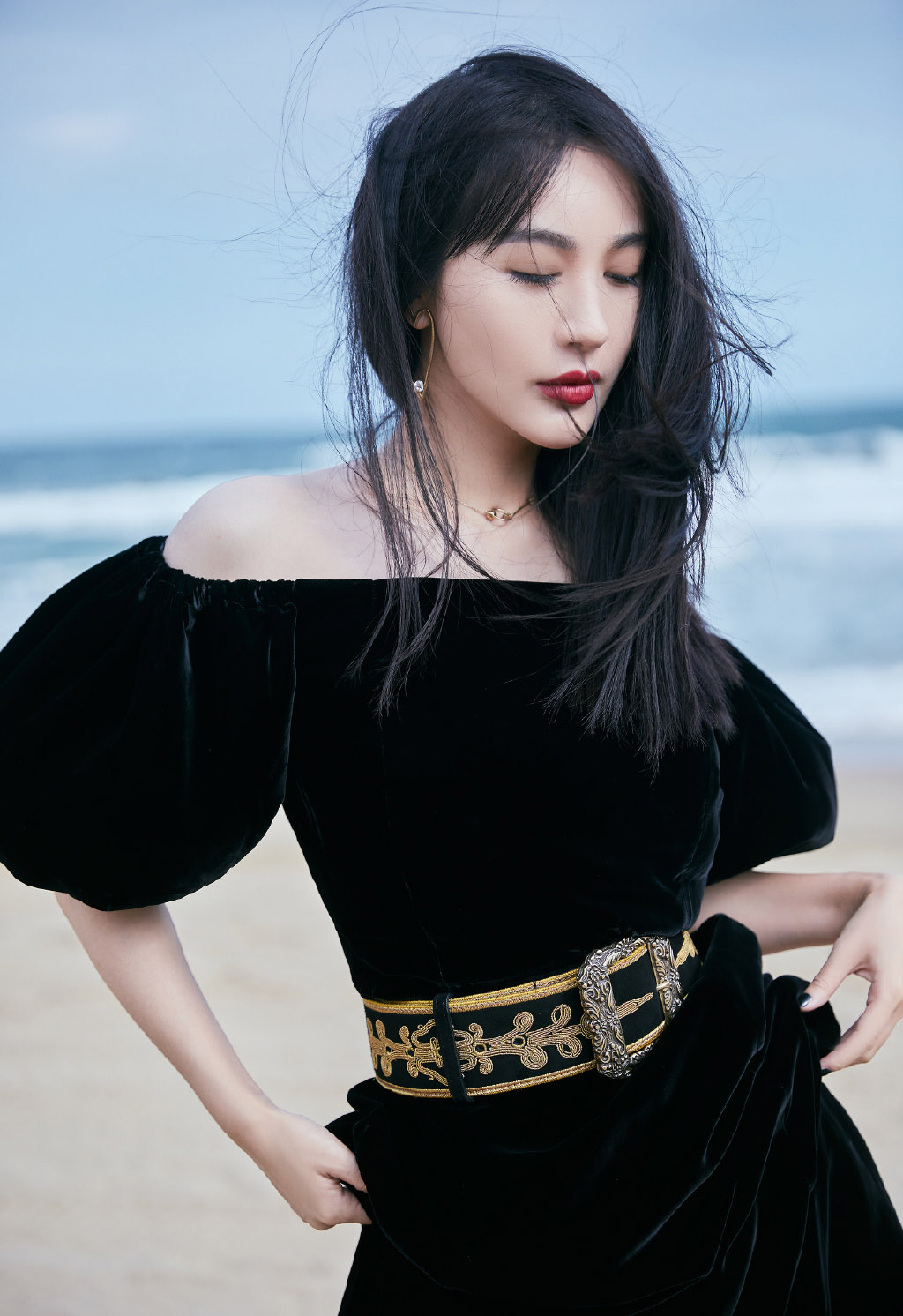 李菲儿黑色长裙性感写真49