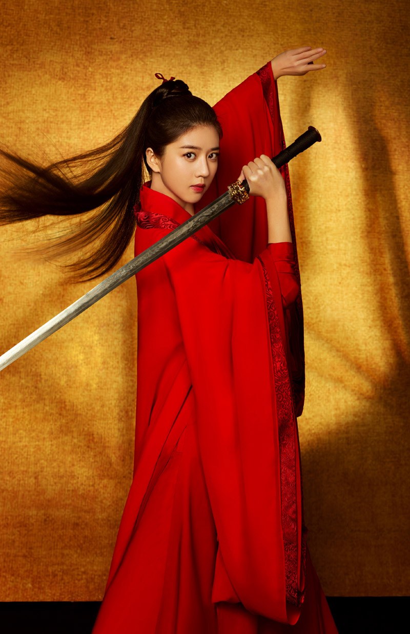 李凯馨美飒红衣古装写真图片66