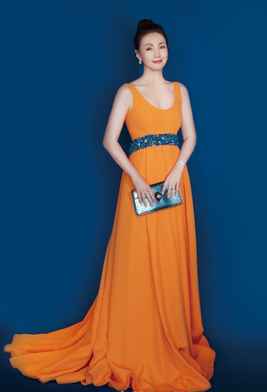 陶虹水晶礼服优雅写真图片56