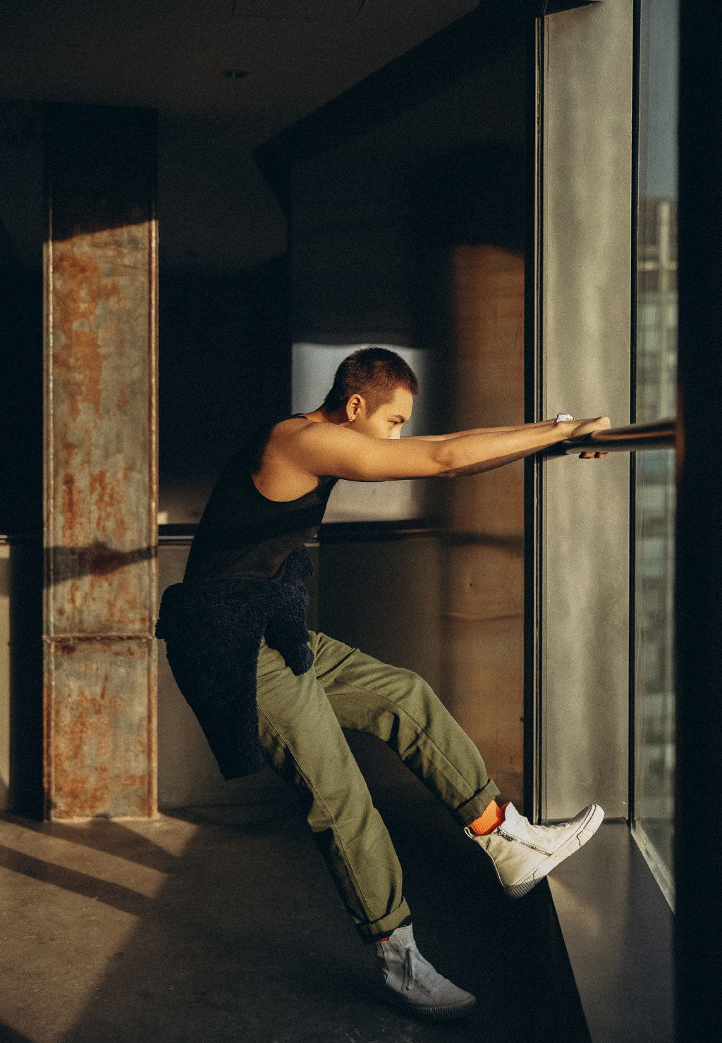 陈伟霆肌肉型男帅气写真图片39