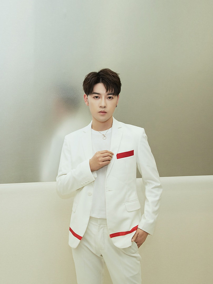 李冲简洁清爽写真图片26